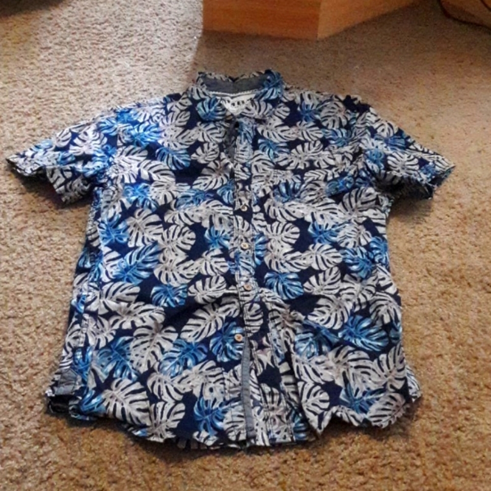 Floral button down short sleeve